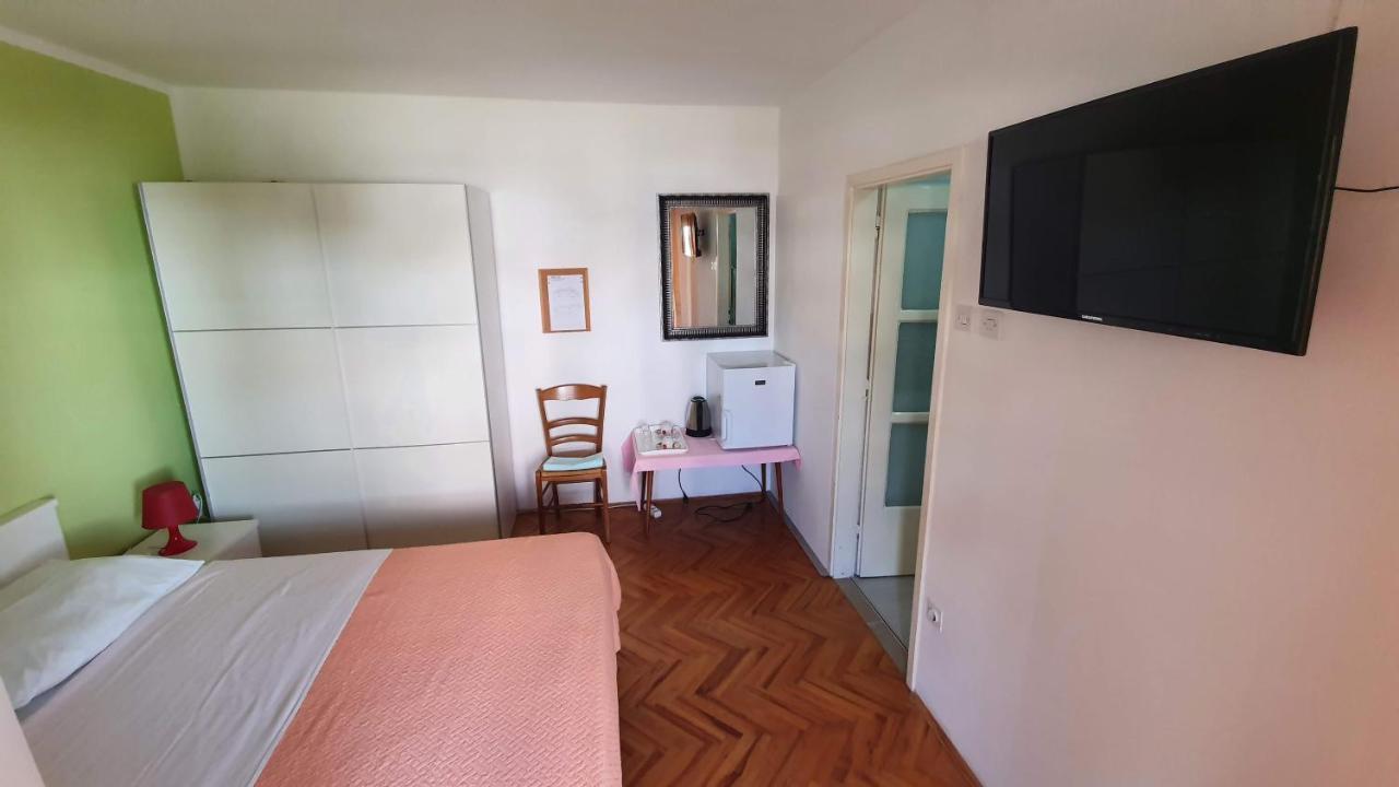 Double Rooms With Terrace Tomica バスカ エクステリア 写真