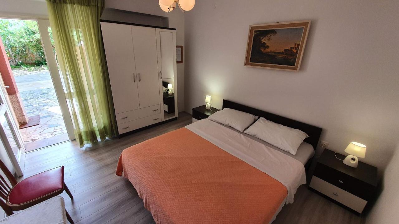 Double Rooms With Terrace Tomica バスカ エクステリア 写真